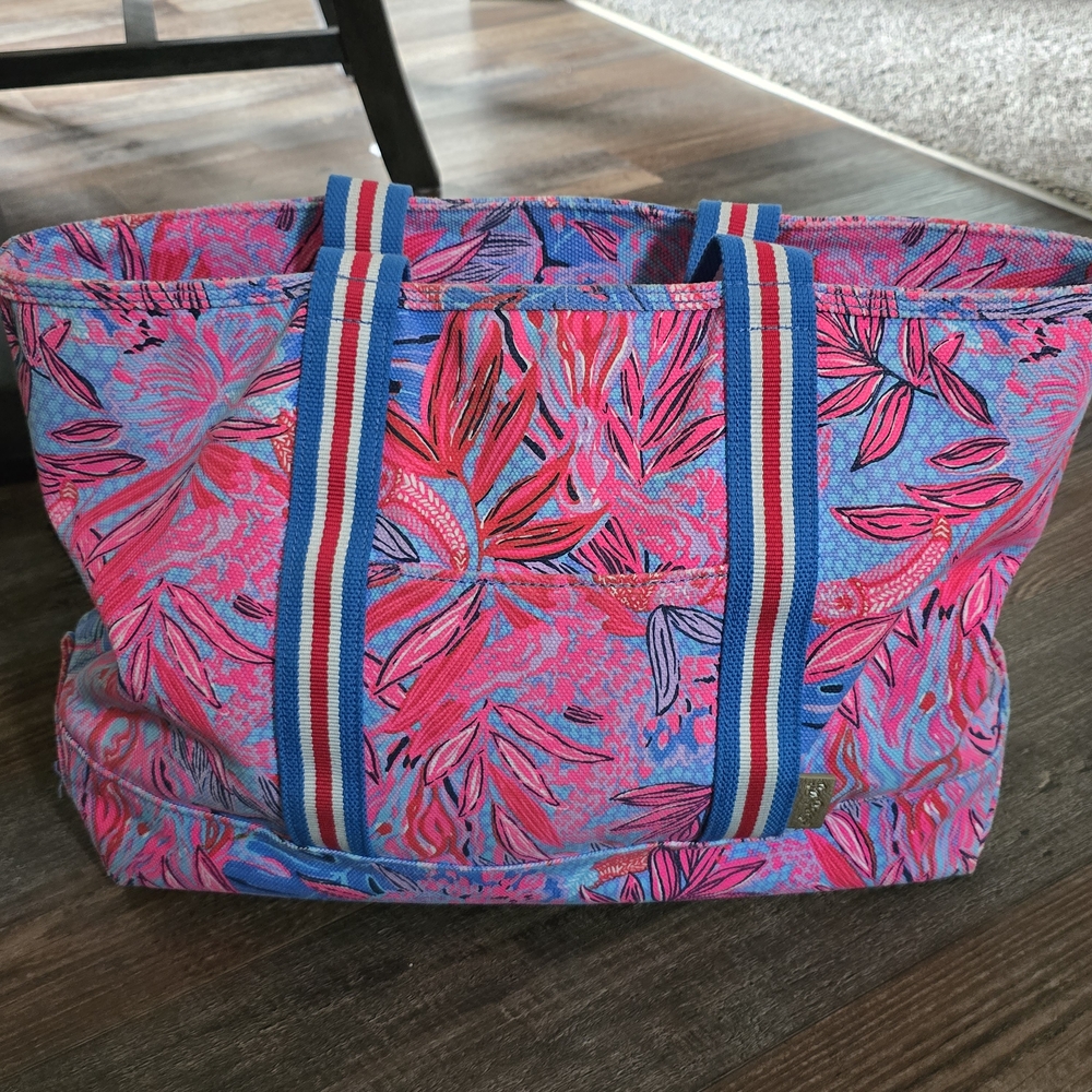 Lilly‎ Pulitzer Pink and Blue Floral Tote